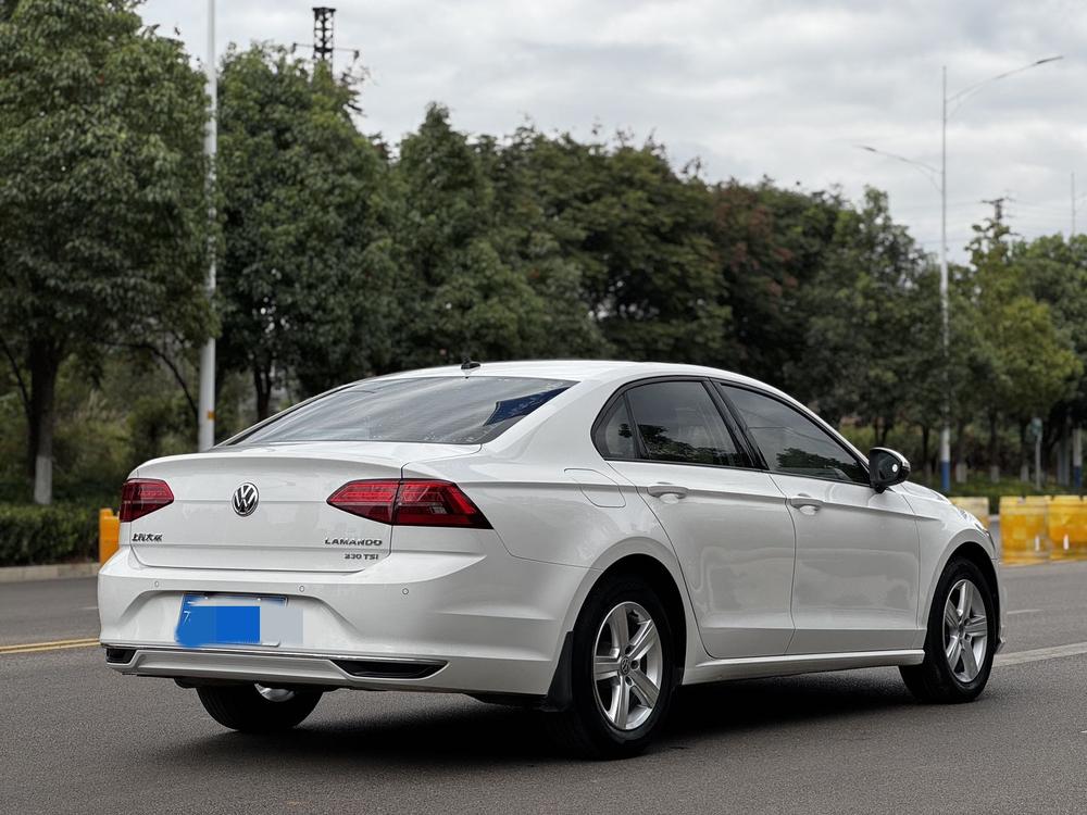 Volkswagen Lamando