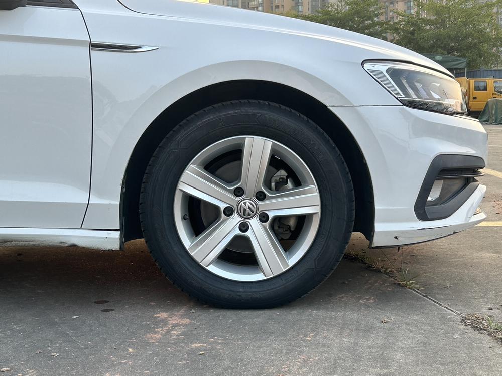 Volkswagen Lamando