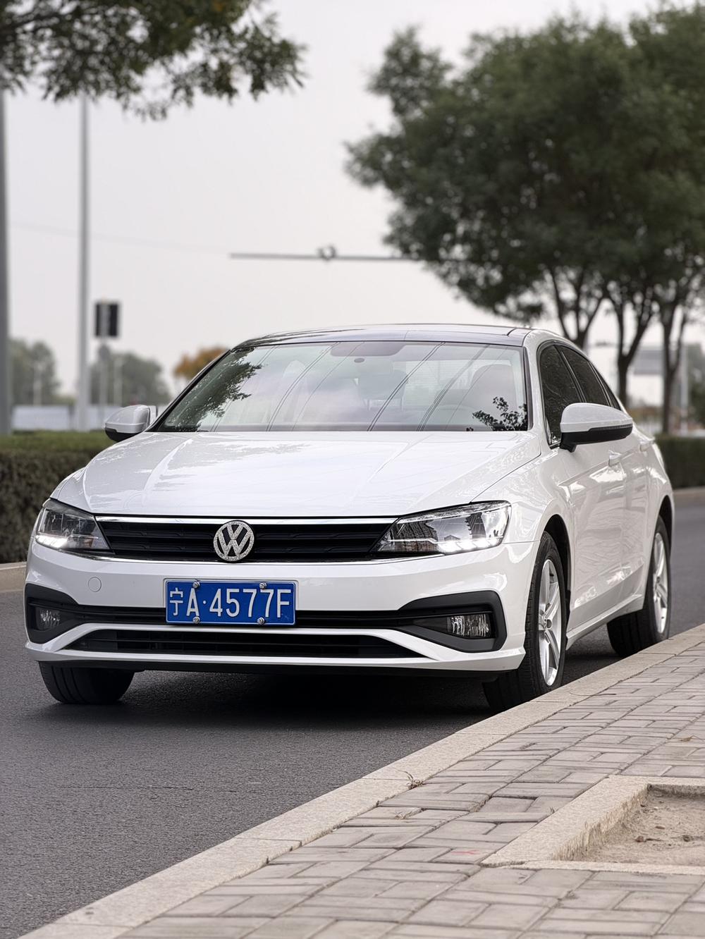 Volkswagen Lamando