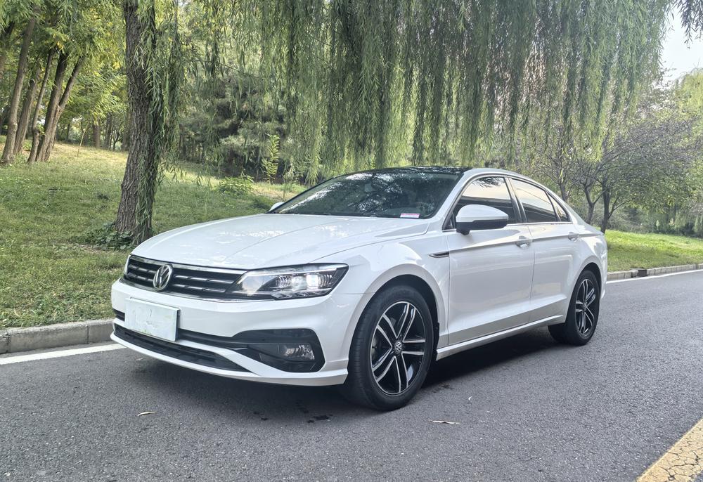 Volkswagen Lamando