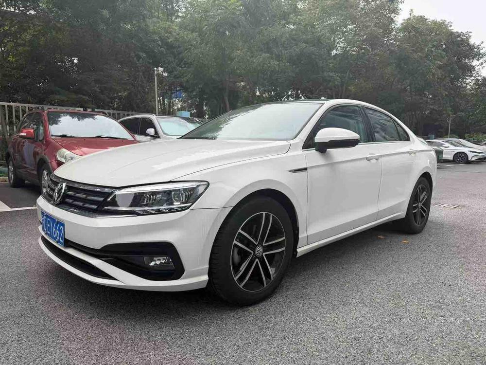 Volkswagen Lamando
