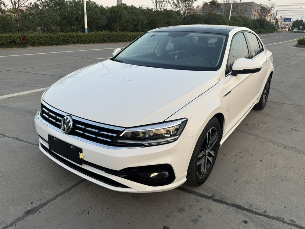 Volkswagen Lamando