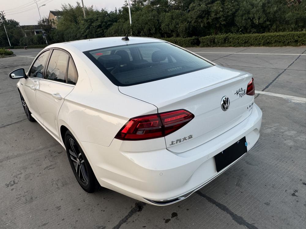 Volkswagen Lamando