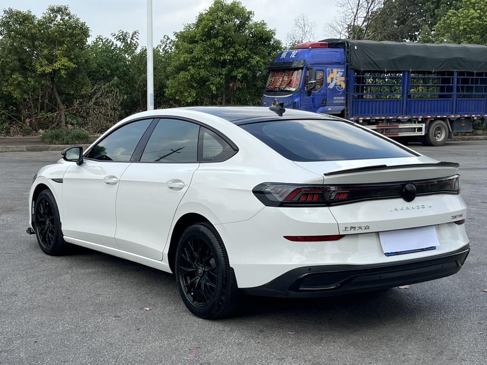 Volkswagen Lamando