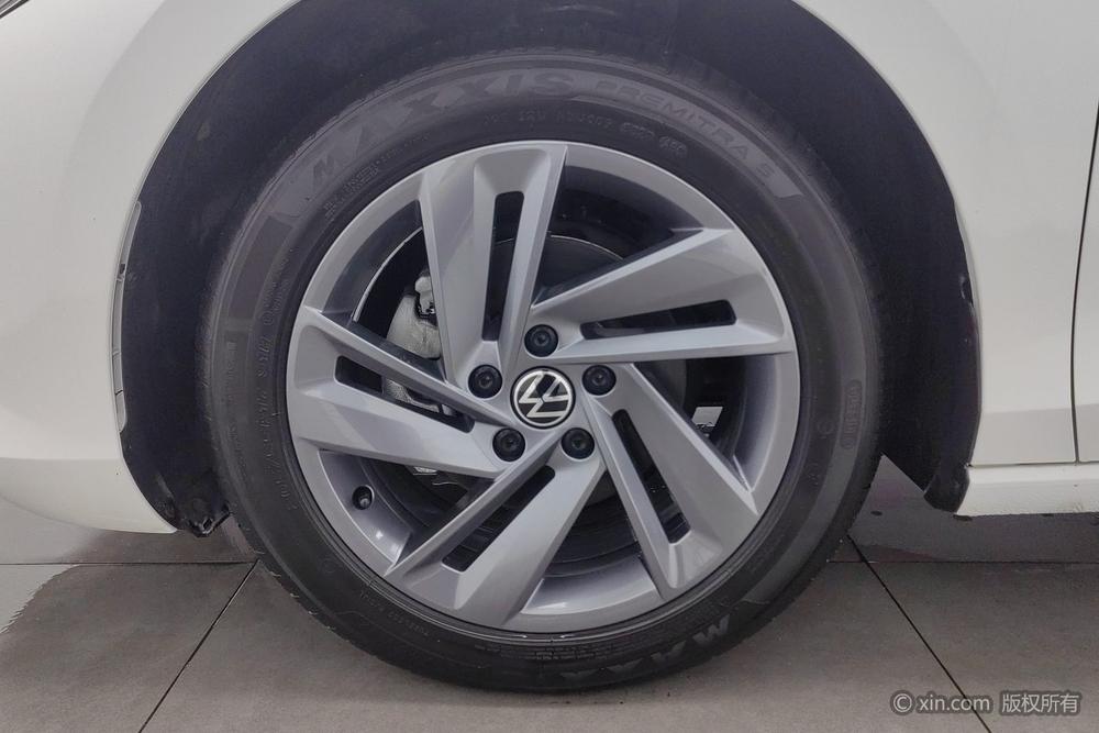 Volkswagen Lamando