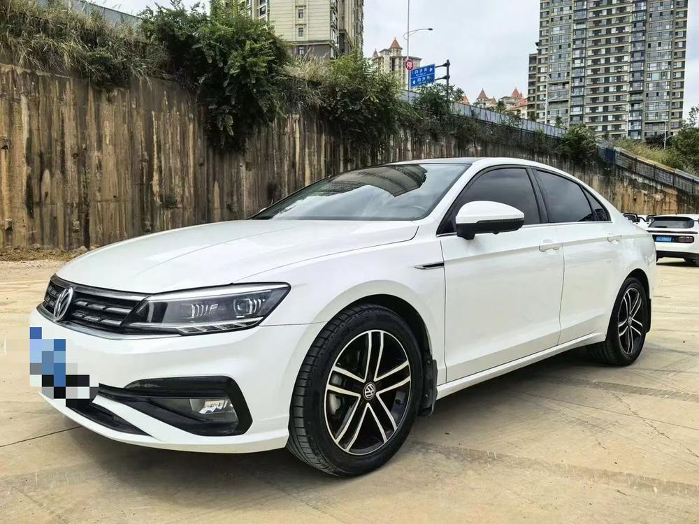 Volkswagen Lamando