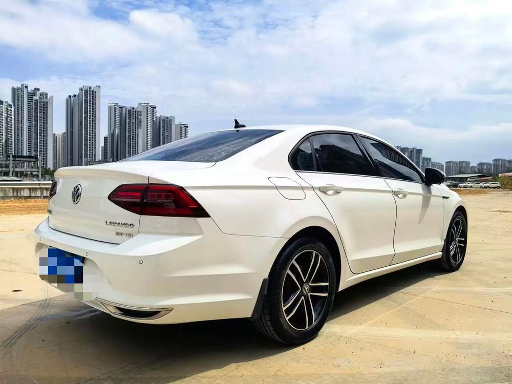Volkswagen Lamando