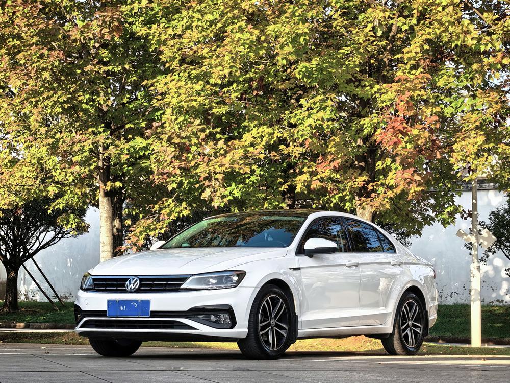Volkswagen Lamando