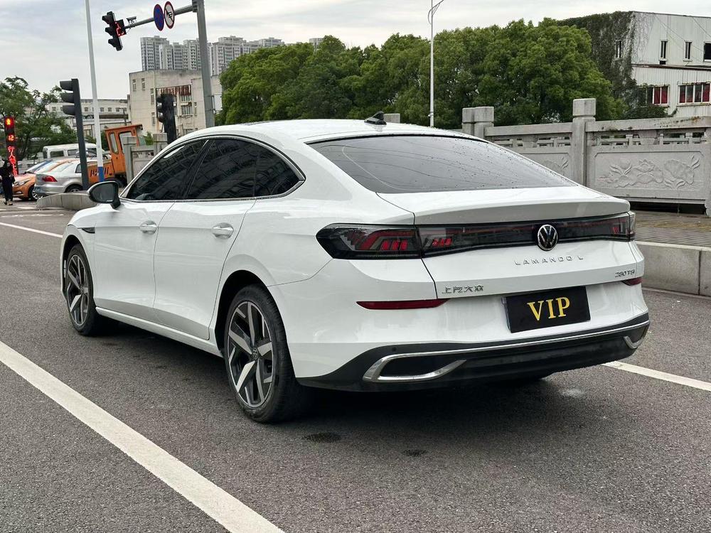 Volkswagen Lamando