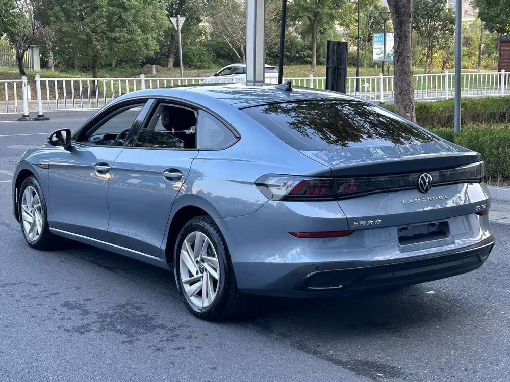 Volkswagen Lamando