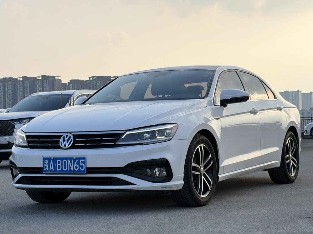 Volkswagen Lamando