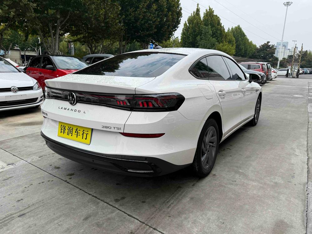 Volkswagen Lamando