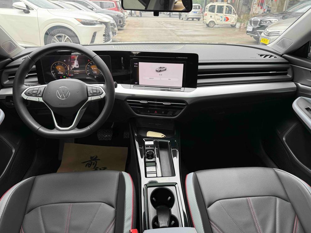 Volkswagen Lamando