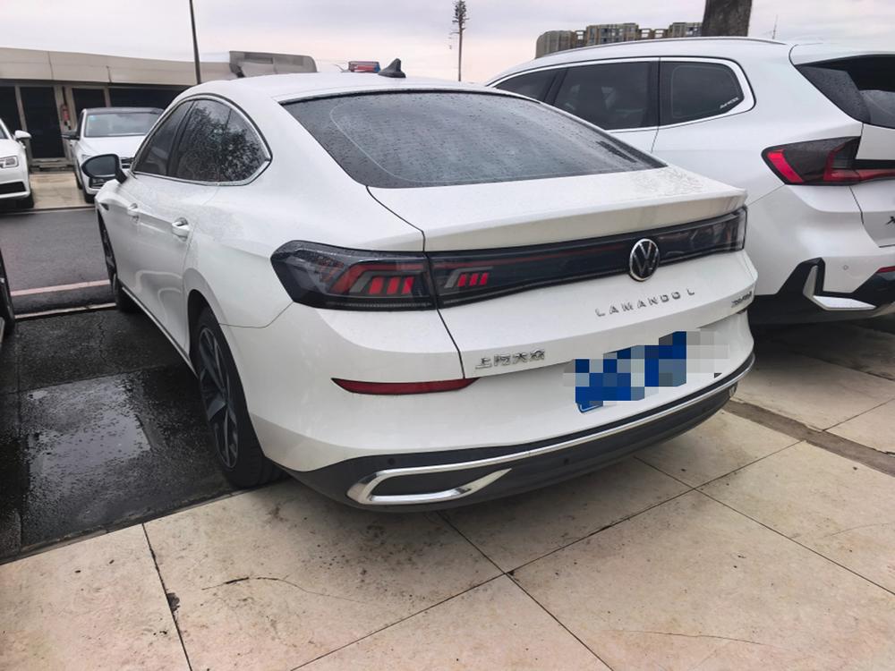 Volkswagen Lamando