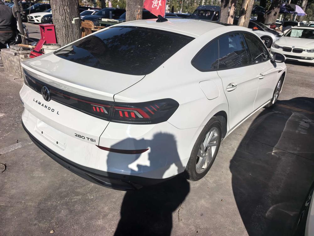 Volkswagen Lamando
