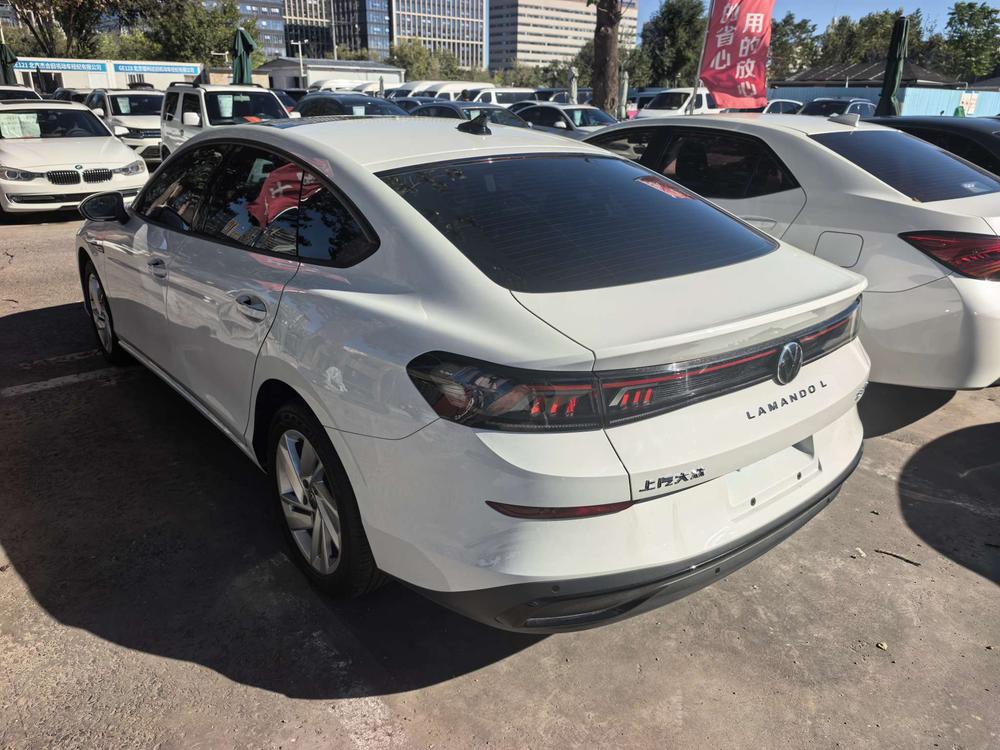 Volkswagen Lamando