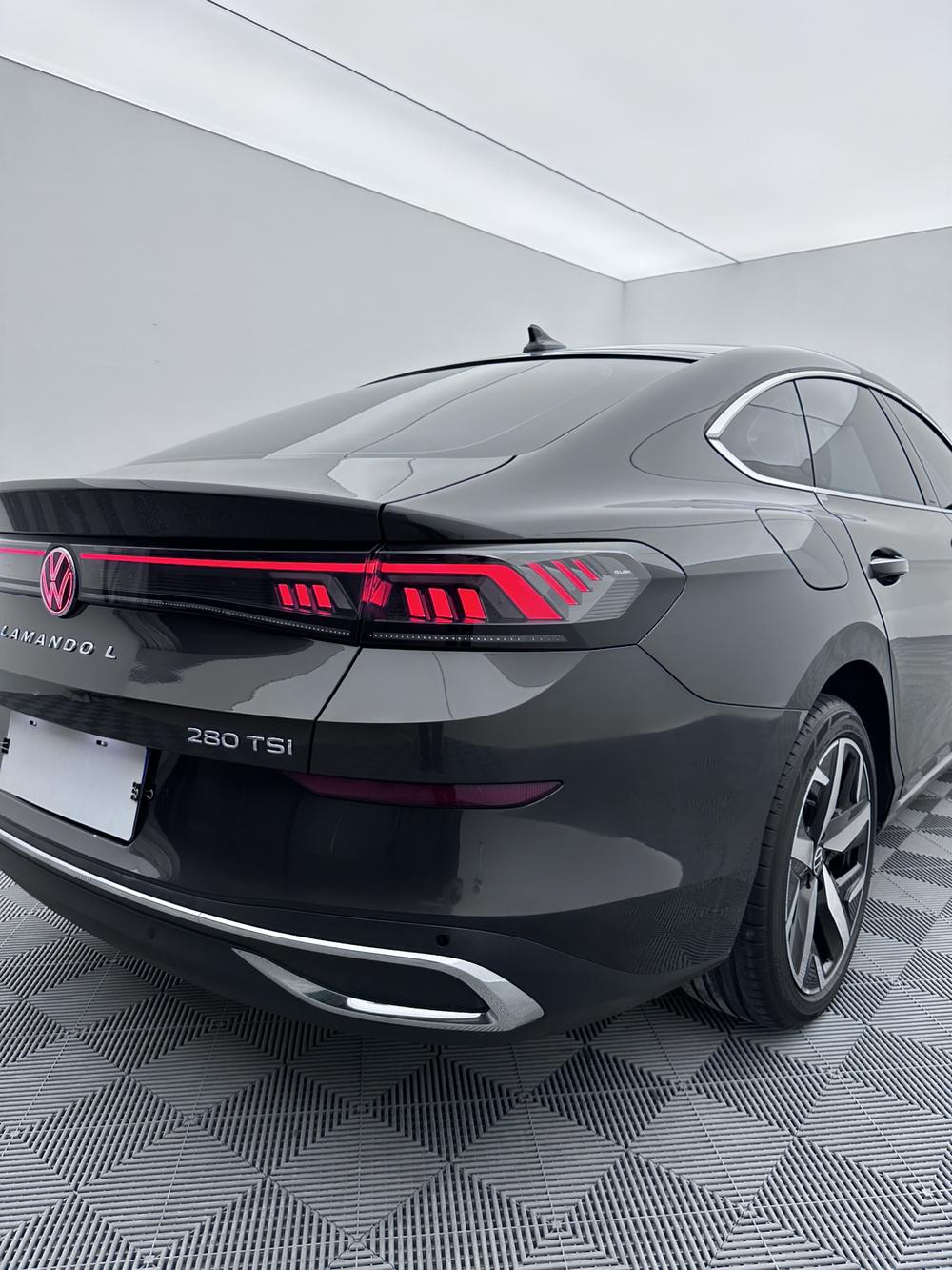 Volkswagen Lamando