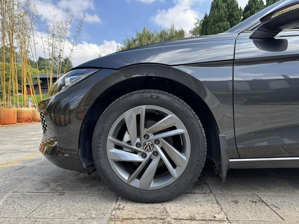 Volkswagen Lamando