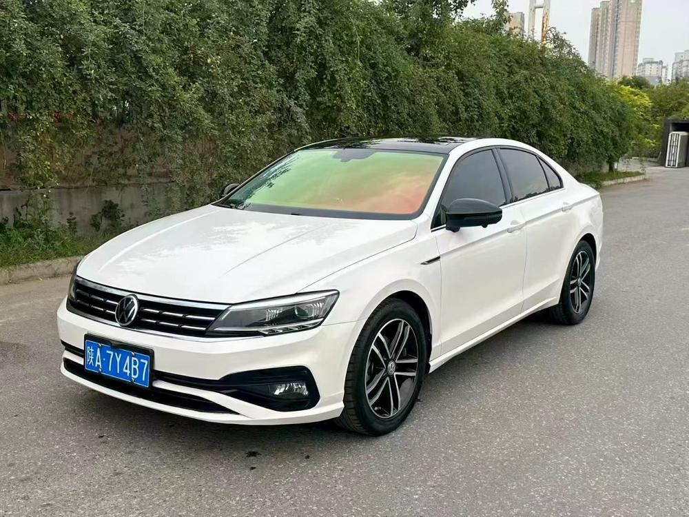 Volkswagen Lamando