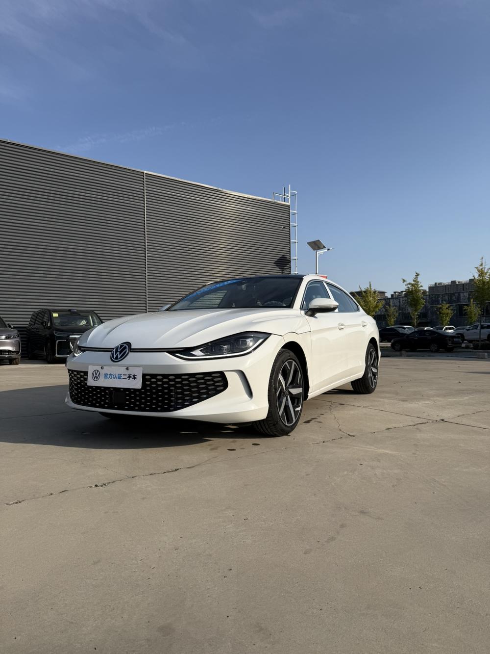Volkswagen Lamando