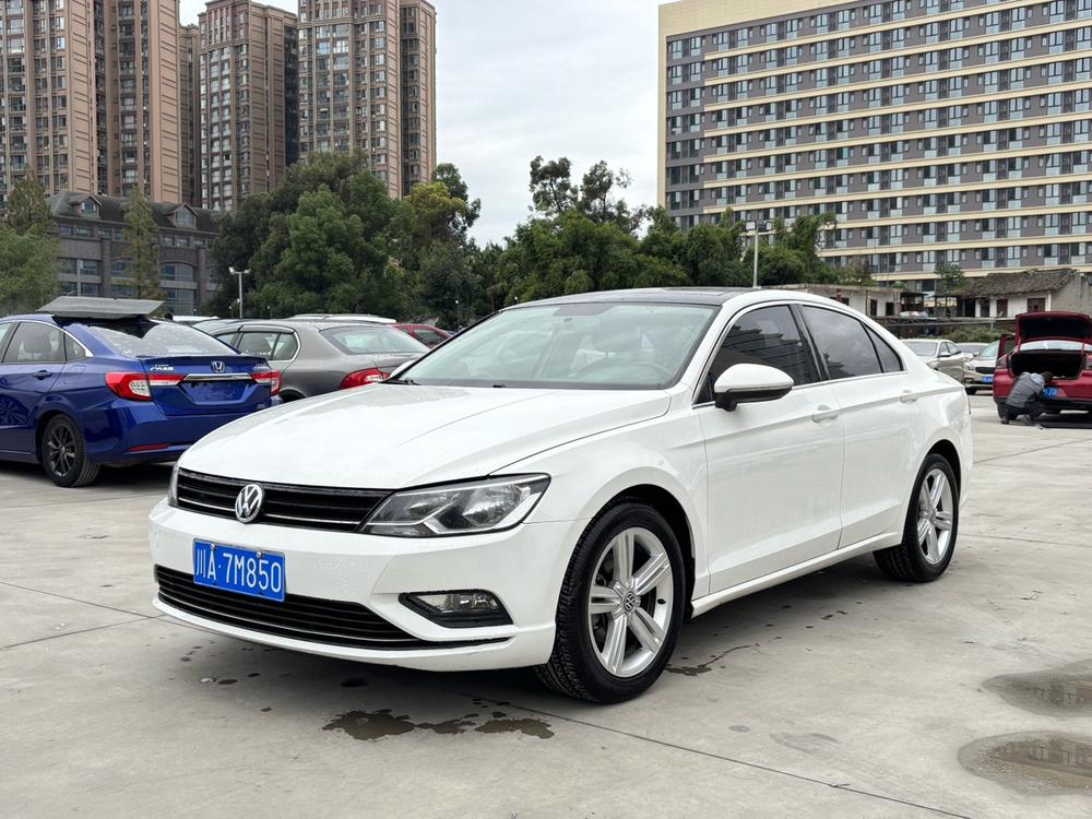 Volkswagen Lamando