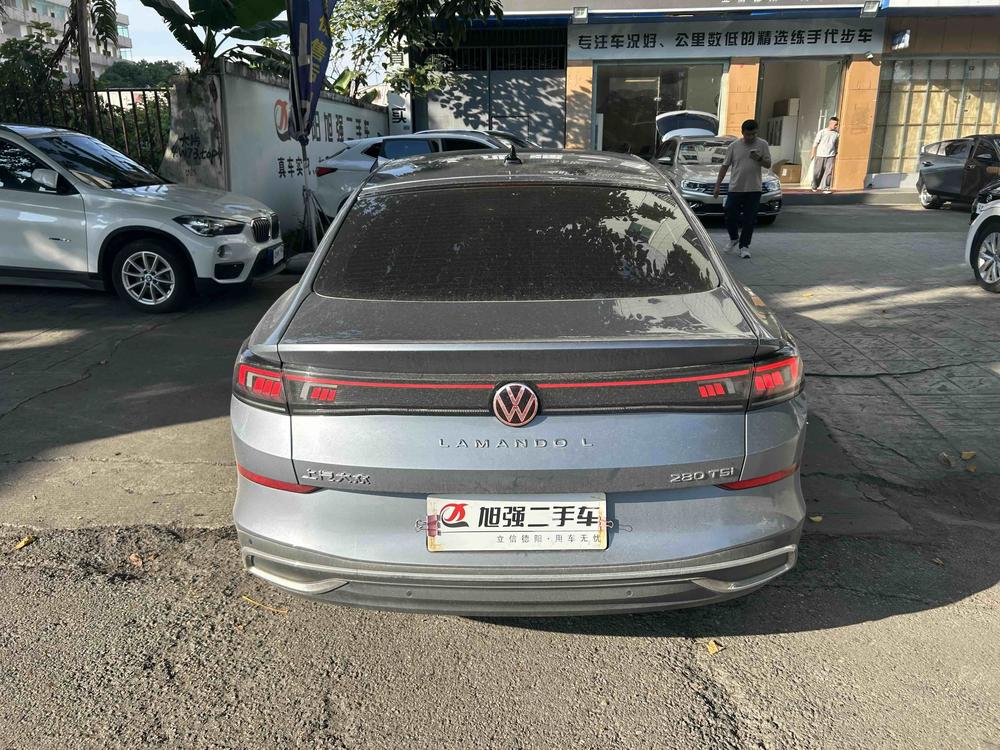 Volkswagen Lamando