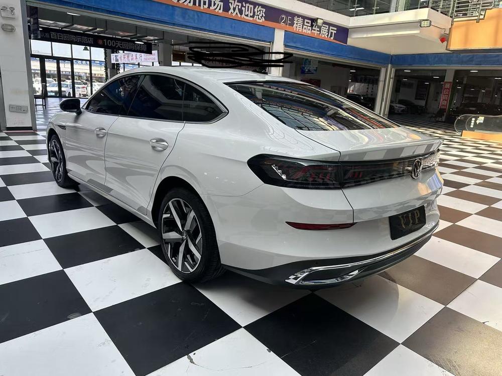 Volkswagen Lamando