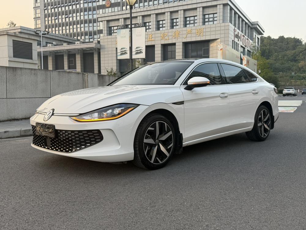 Volkswagen Lamando