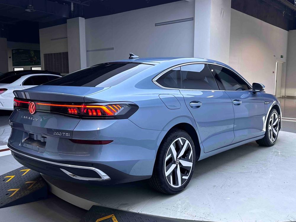 Volkswagen Lamando