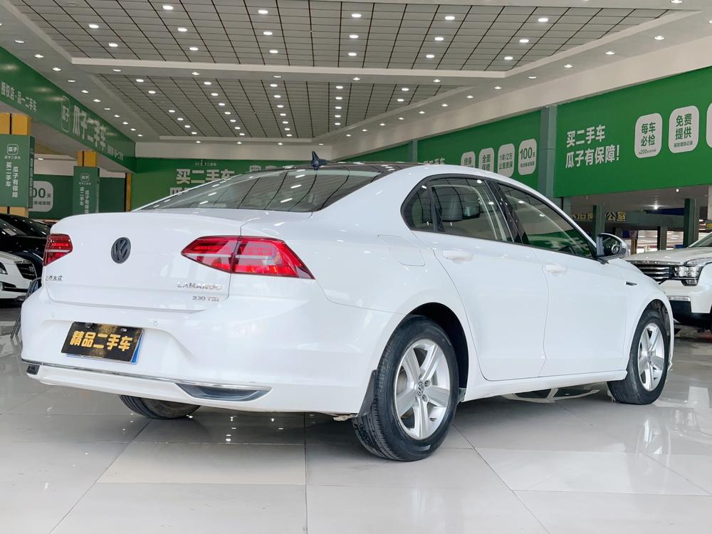 Volkswagen Lamando