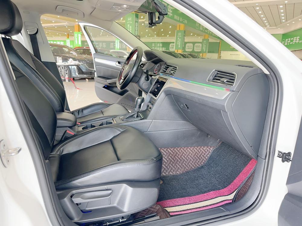 Volkswagen Lamando