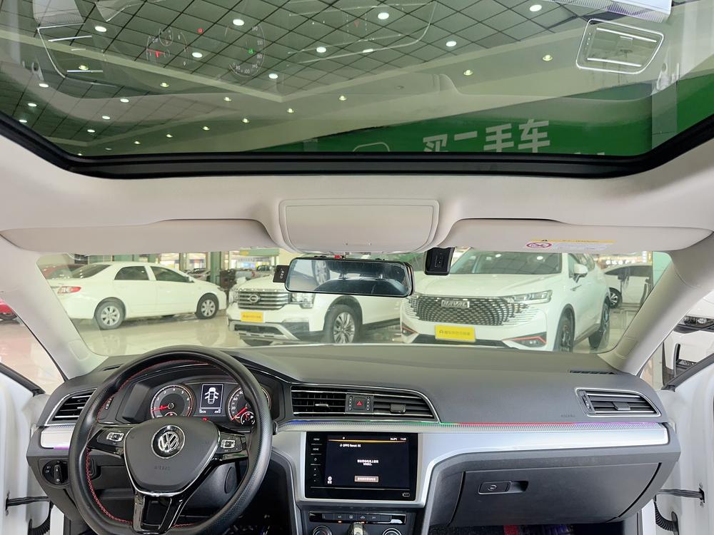 Volkswagen Lamando