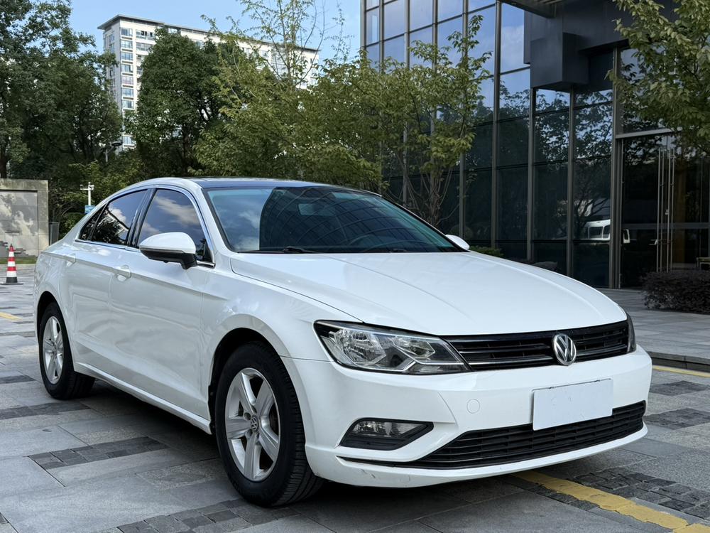 Volkswagen Lamando