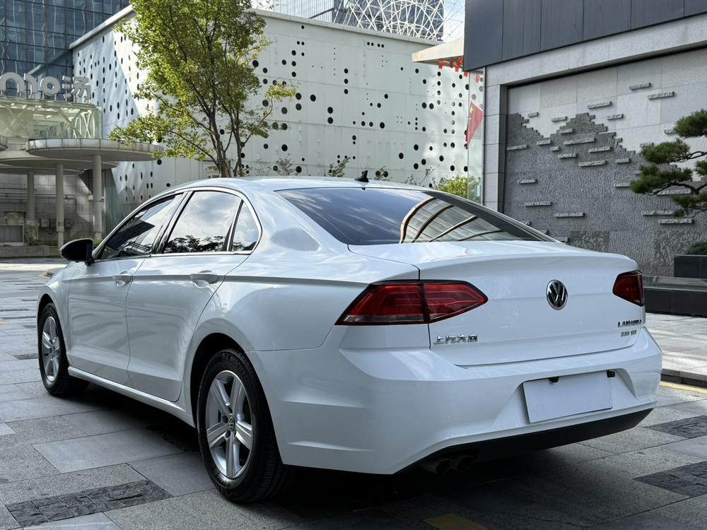 Volkswagen Lamando