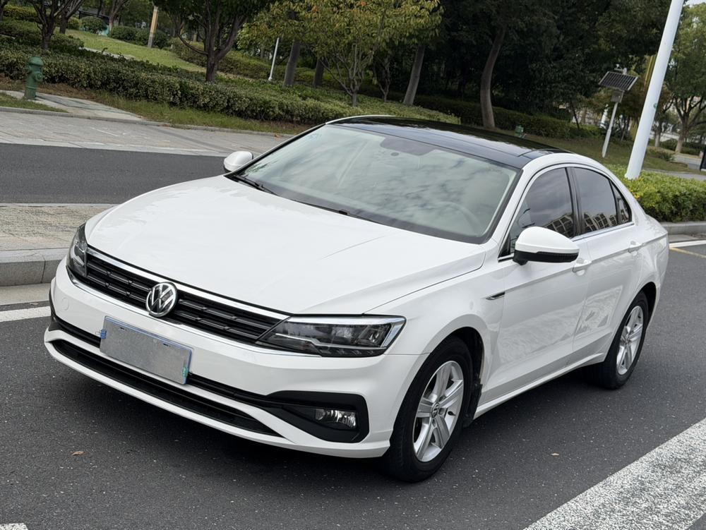 Volkswagen Lamando