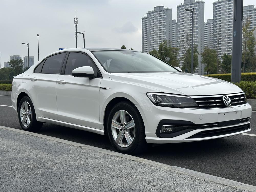 Volkswagen Lamando