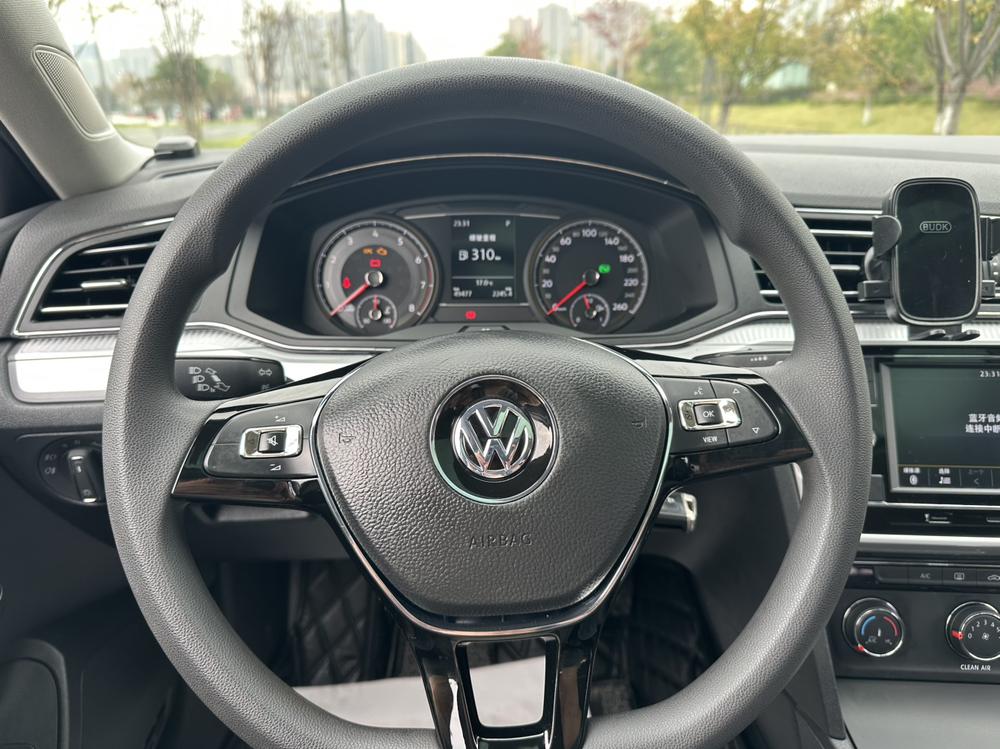 Volkswagen Lamando