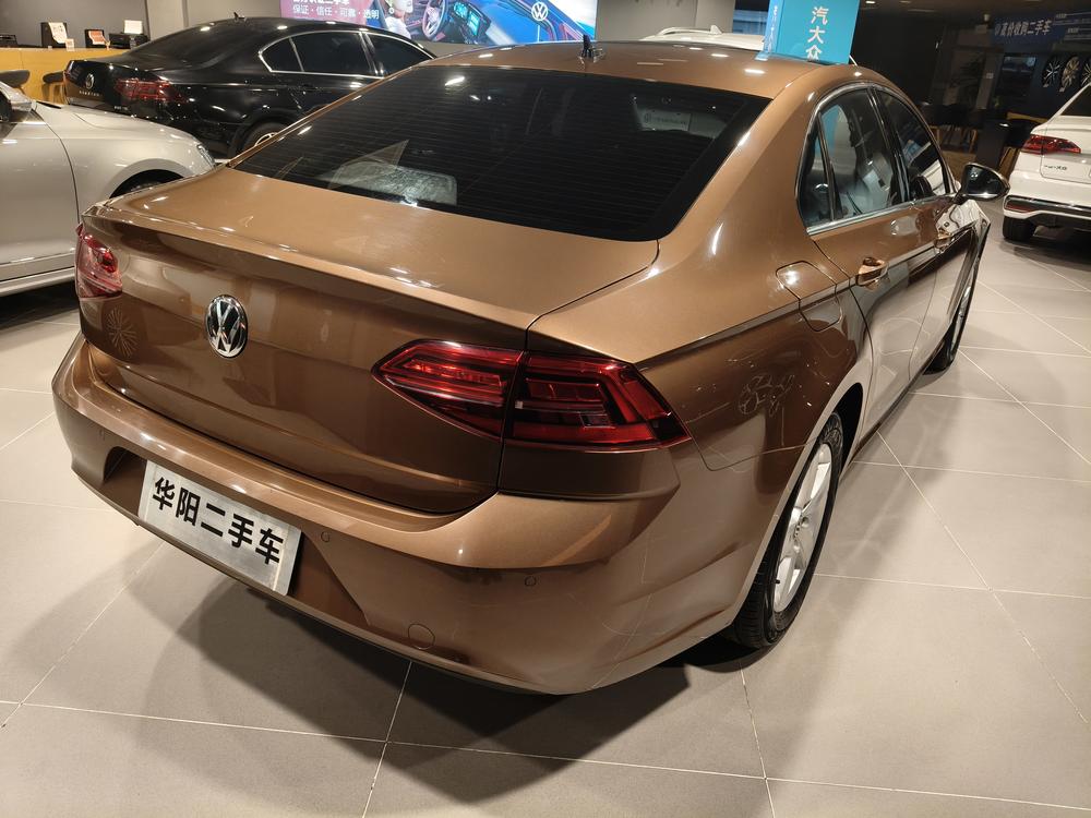Volkswagen Lamando