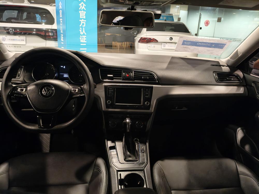 Volkswagen Lamando