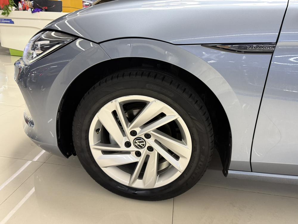 Volkswagen Lamando