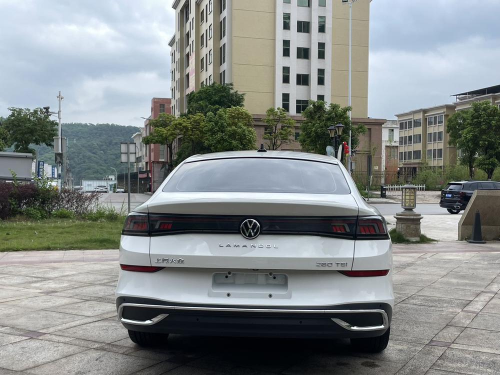 Volkswagen Lamando