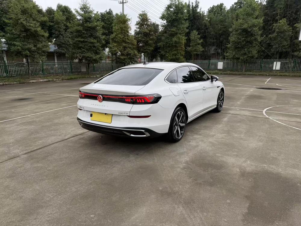 Volkswagen Lamando