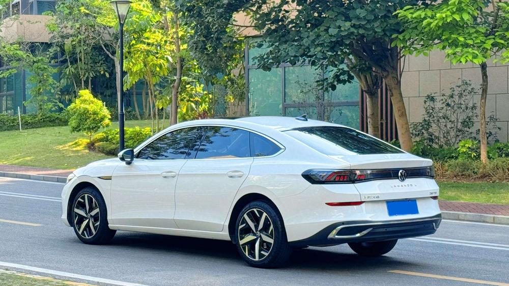 Volkswagen Lamando