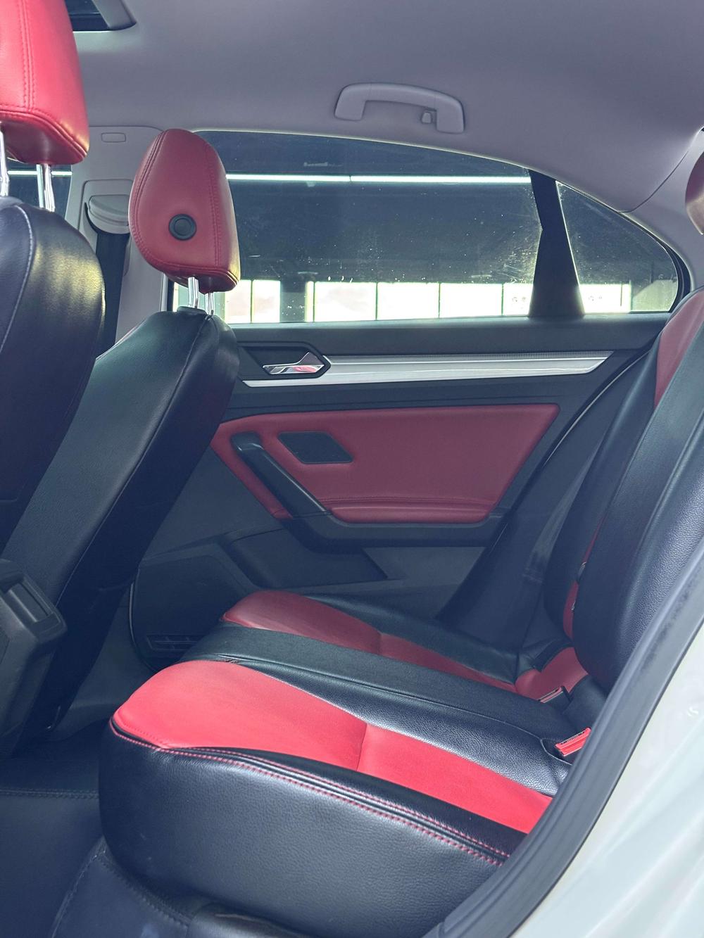 Volkswagen Lamando