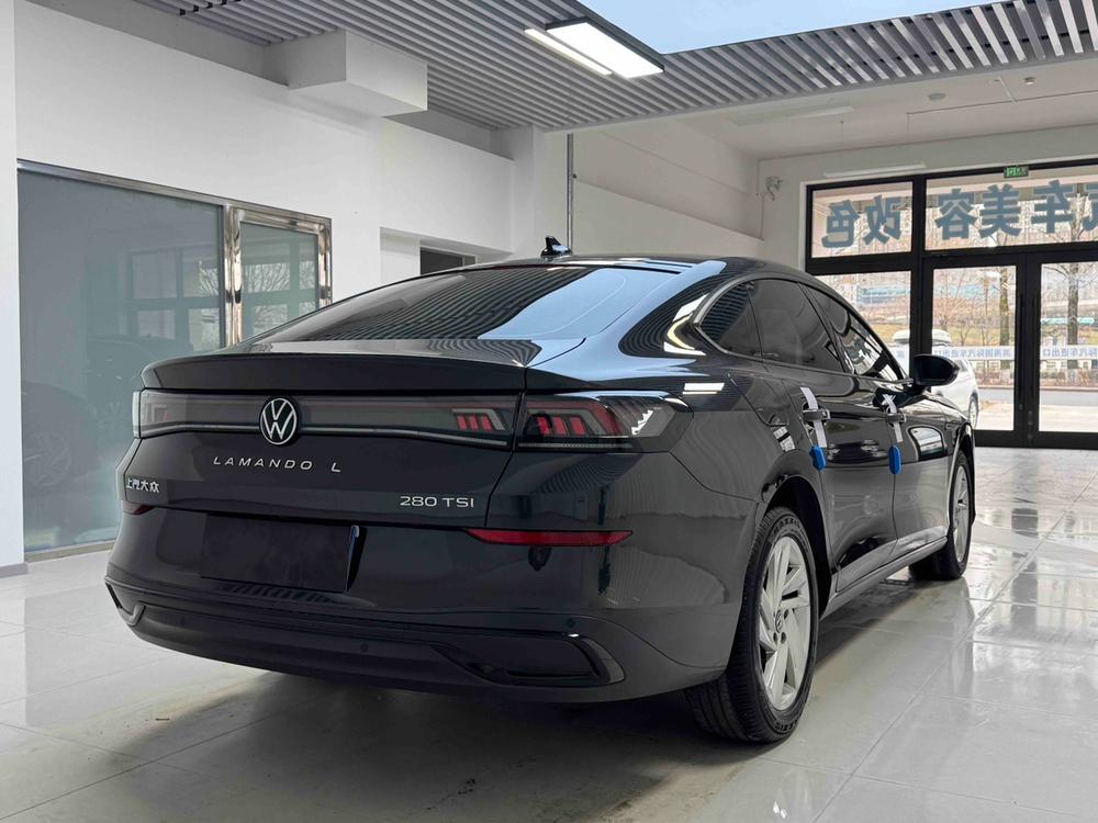 Volkswagen Lamando