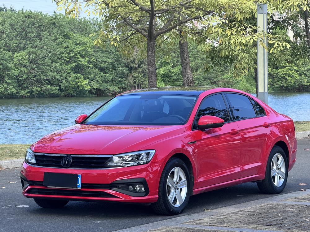 Volkswagen Lamando