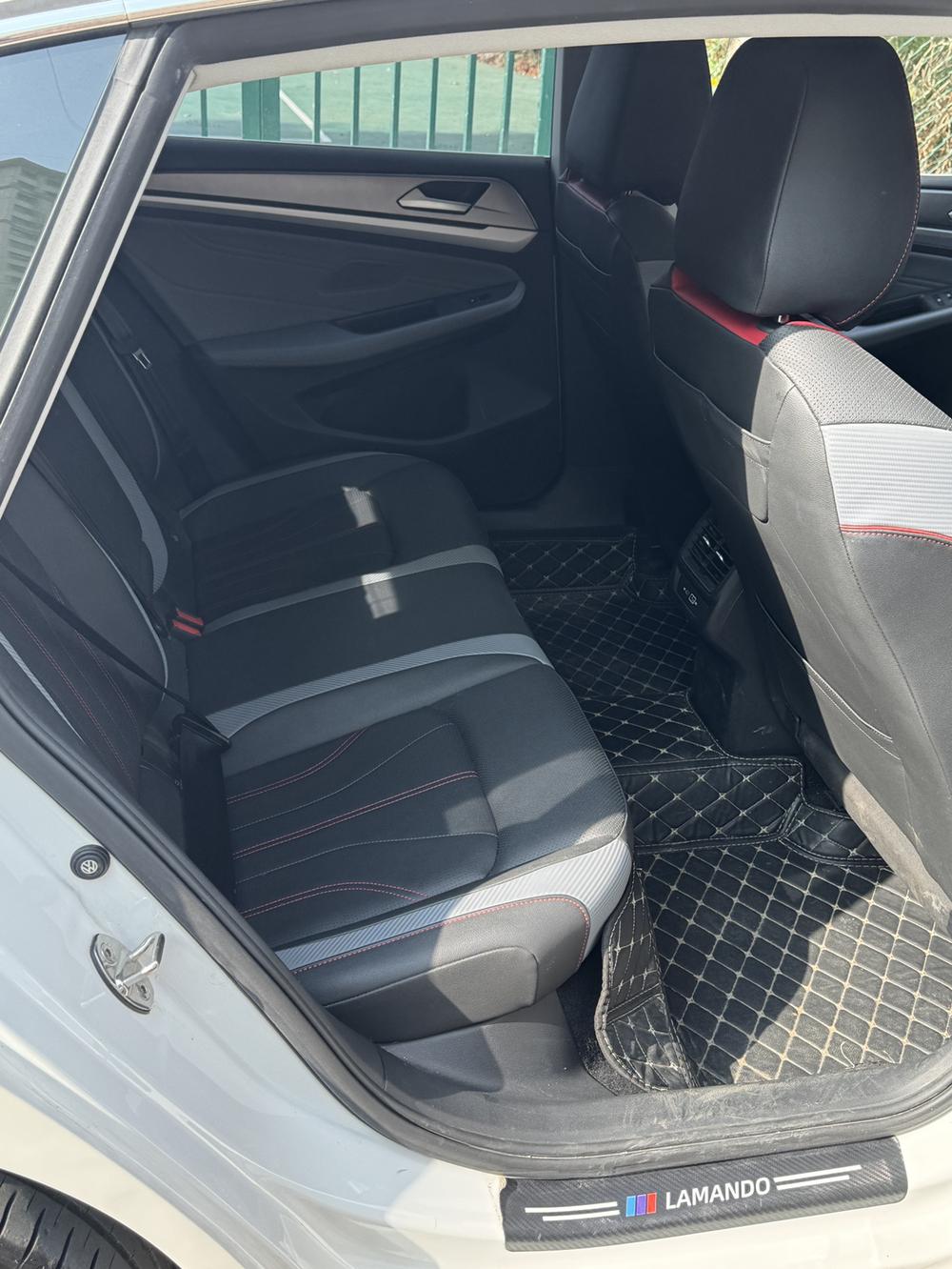 Volkswagen Lamando
