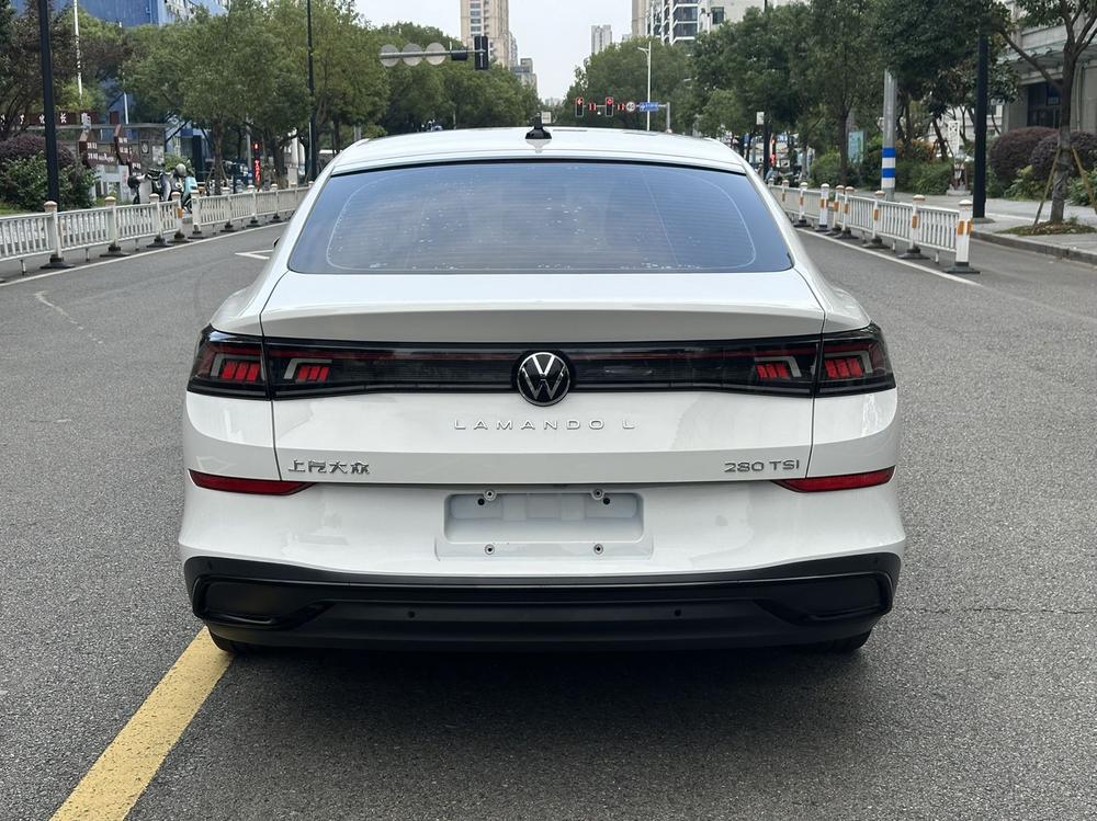 Volkswagen Lamando