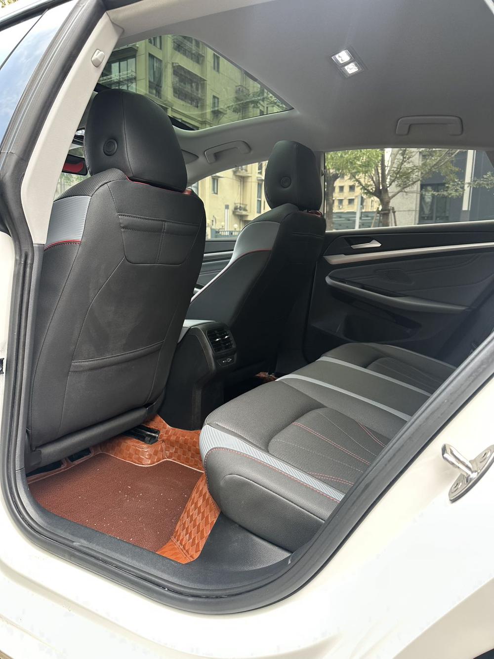 Volkswagen Lamando