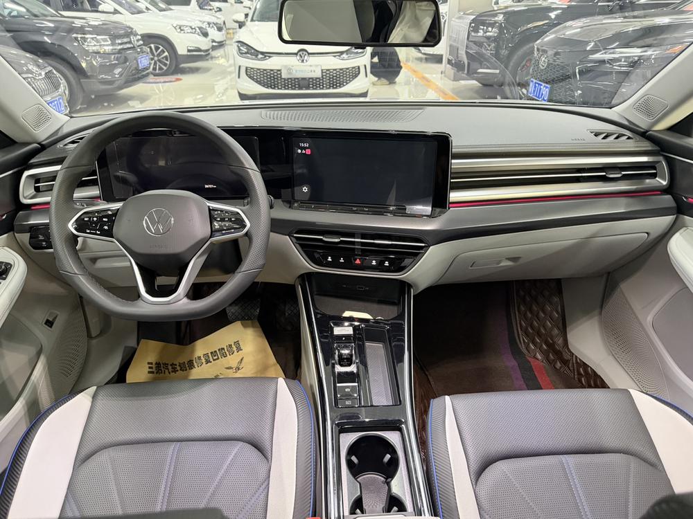 Volkswagen Lamando